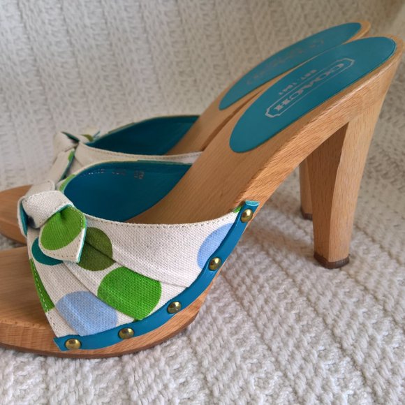 Brand: Coach | Size: 8 | Color: Multi - Picture 2 of 4